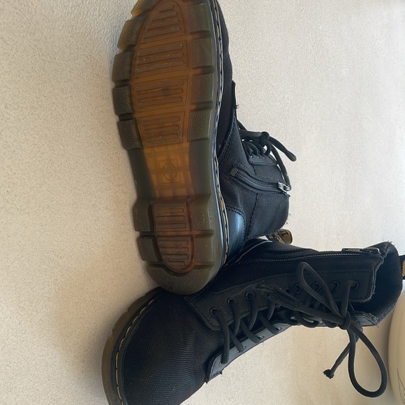 Girls size 2 Dr. Martens, good condition - Picture 2 of 3
